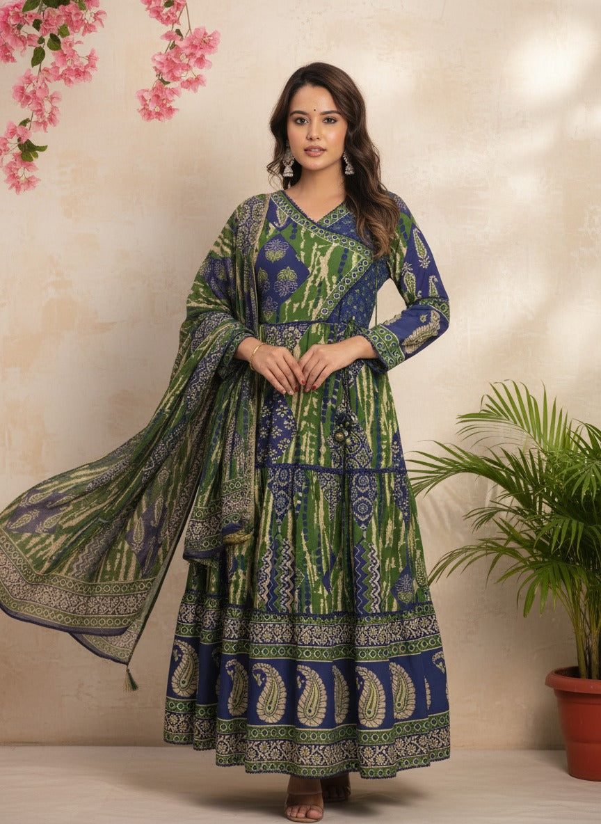 Neel Vanaara Heritage Suit Set